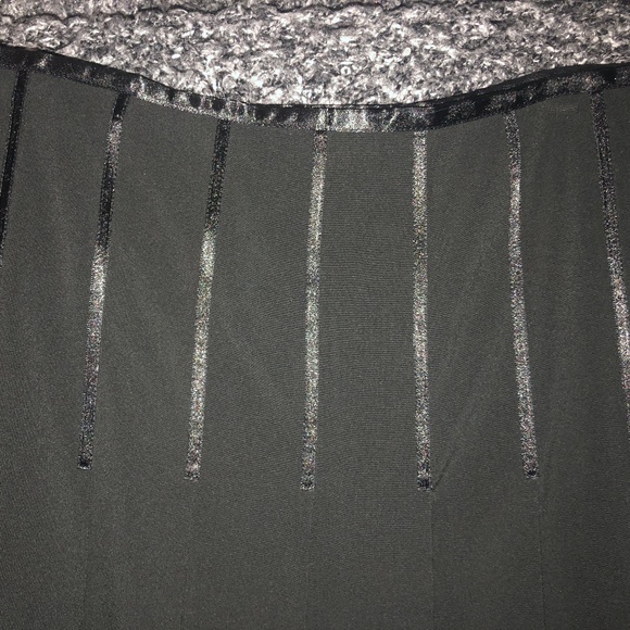 Deane & White beautiful black pleated skirt. Never worn, new condition - Picture 8 of 10